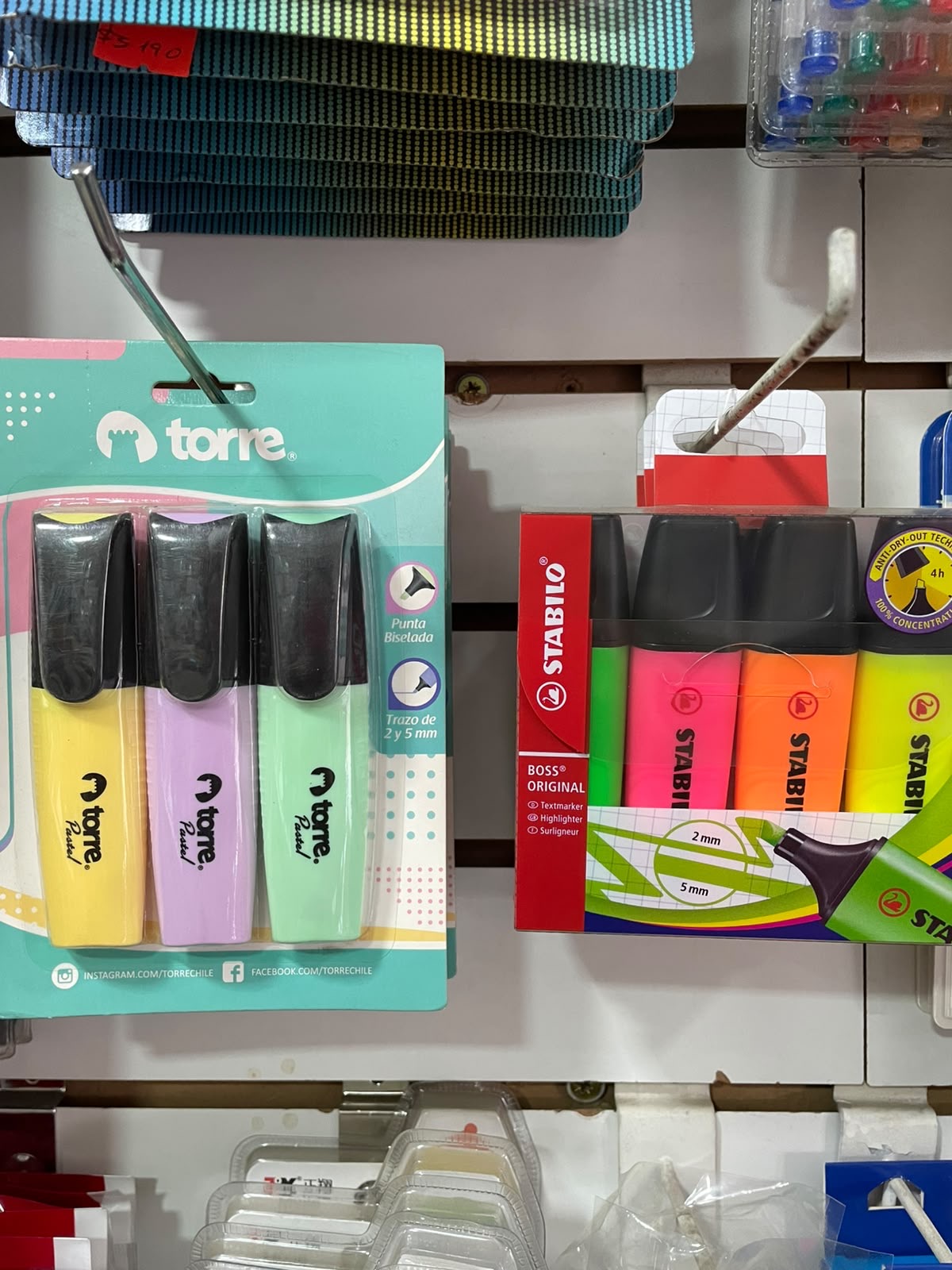 Producto real disponible en Librería Mundo Ideas